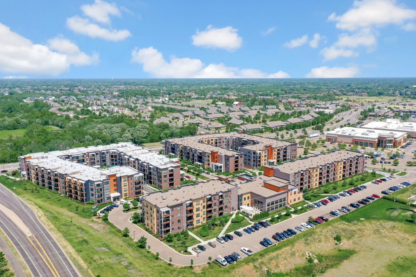 610 West Image 38