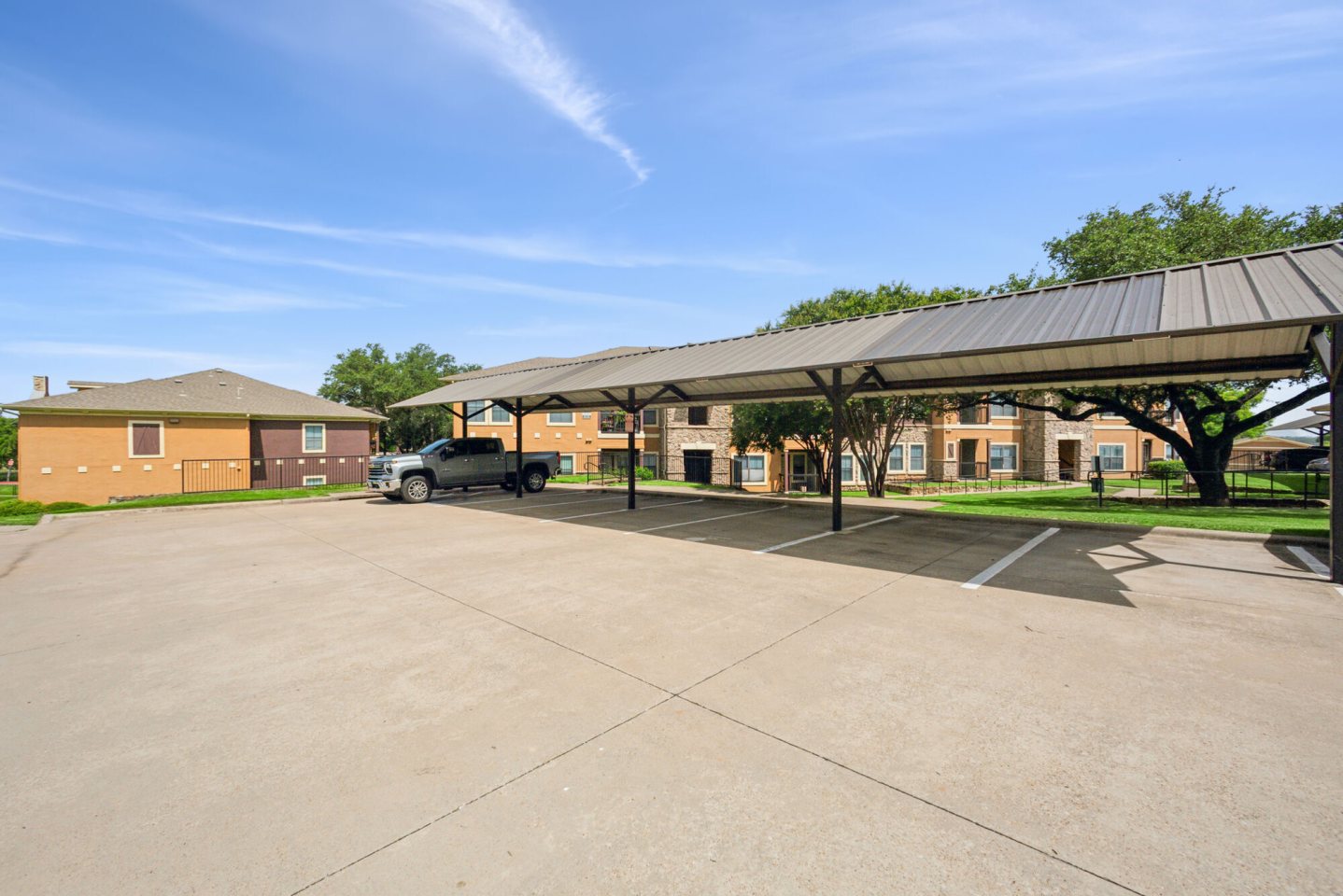 The Residences at Holland Lake Image 10