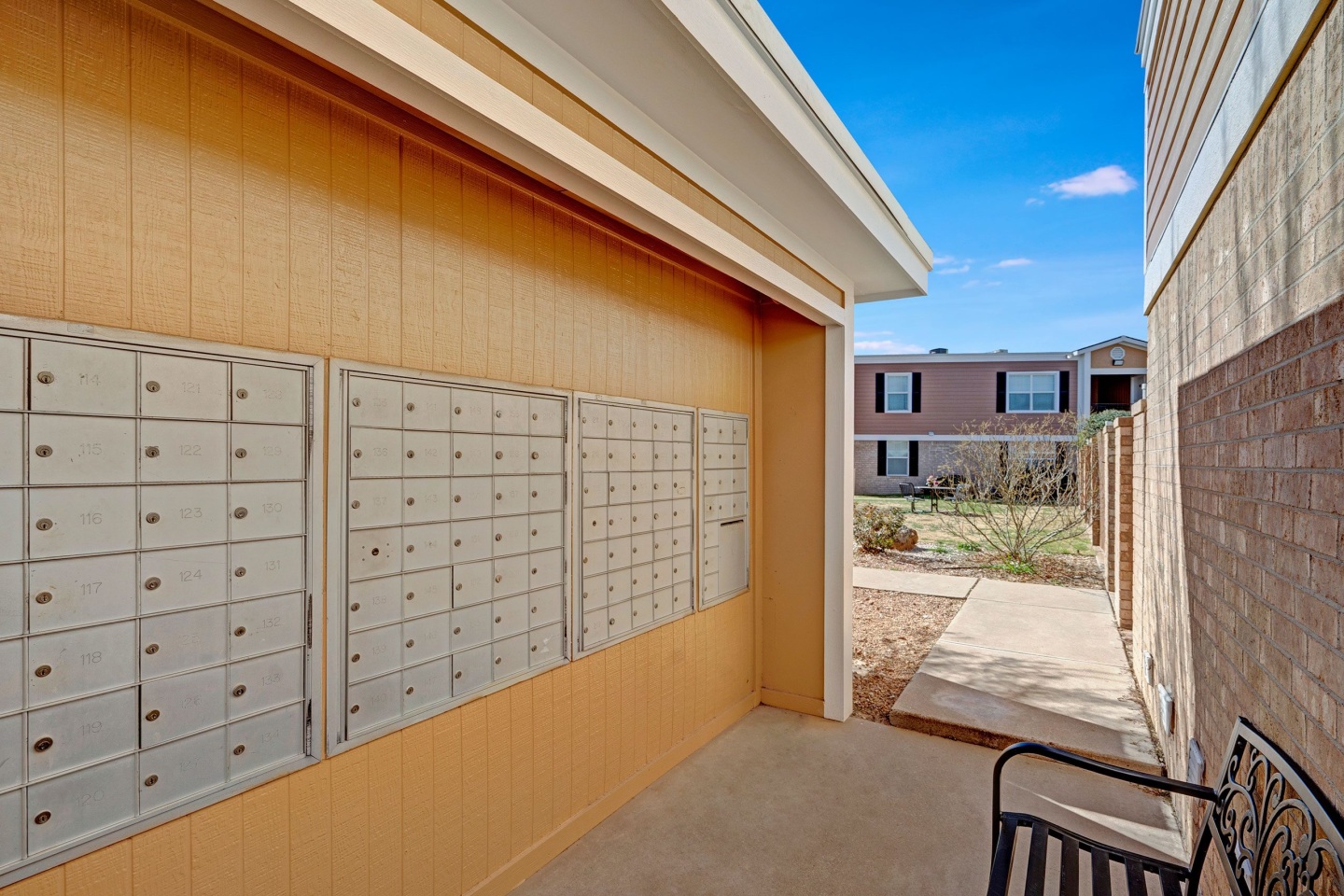 Golden Crest Image 17