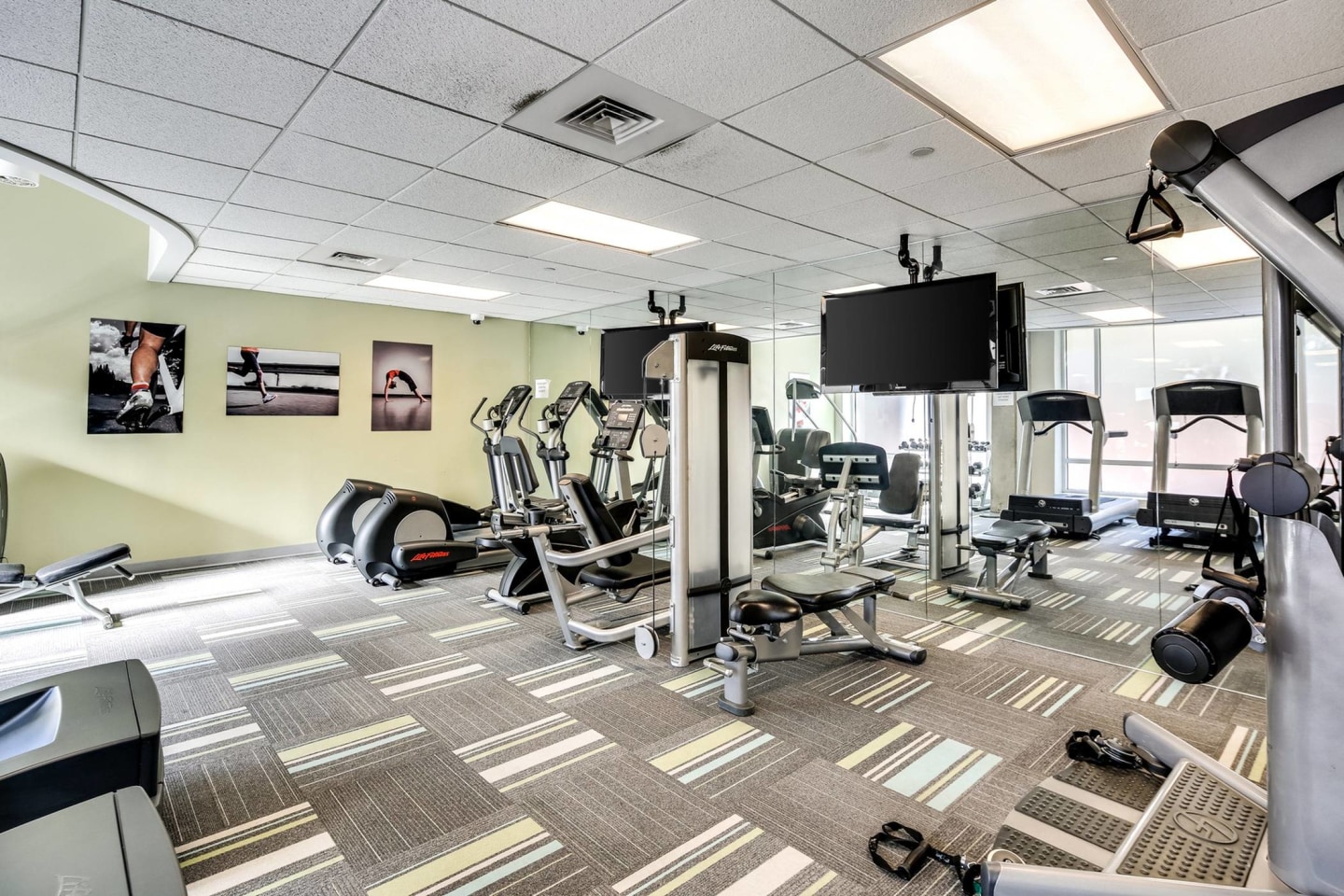 1111 Light Street Image 22