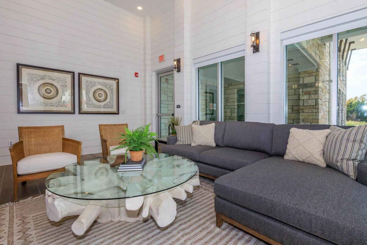 Luxia Rockwall Downes Image 42