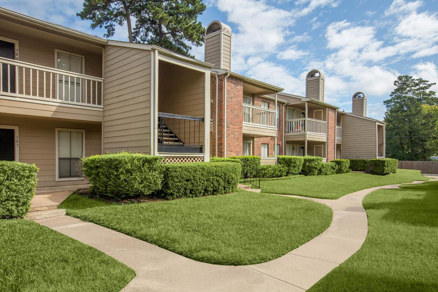 Pine Hills Image 17