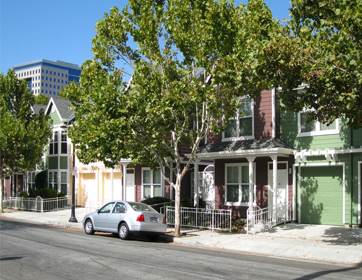 Market Gateway Apartments Image 3