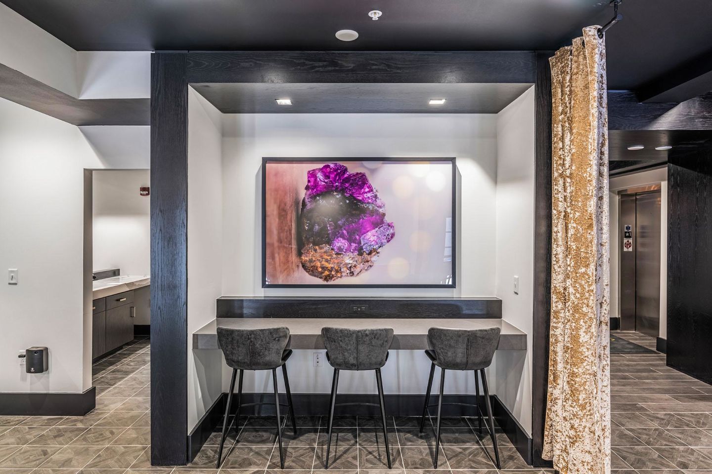 Capital Collective Luxury Apartments Image 20