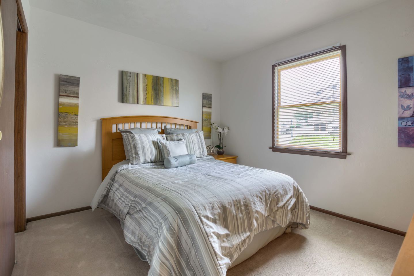 The Villas at Bon Vista Apartment Homes Image 10