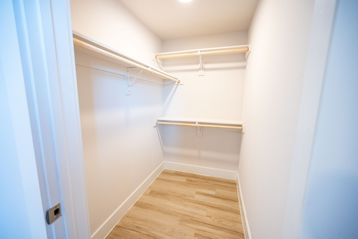 Ensign Apartments Image 9