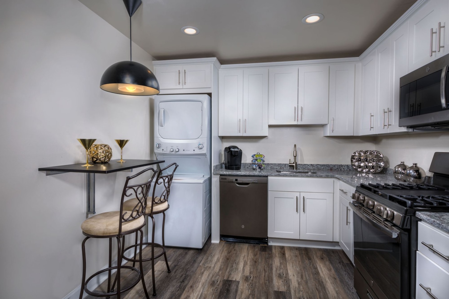 Elkridge Estates Image 1