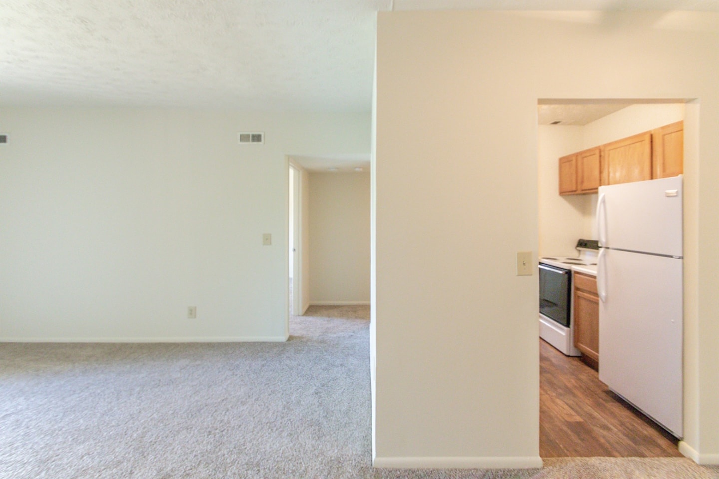 Blue Grass Manor Image 40