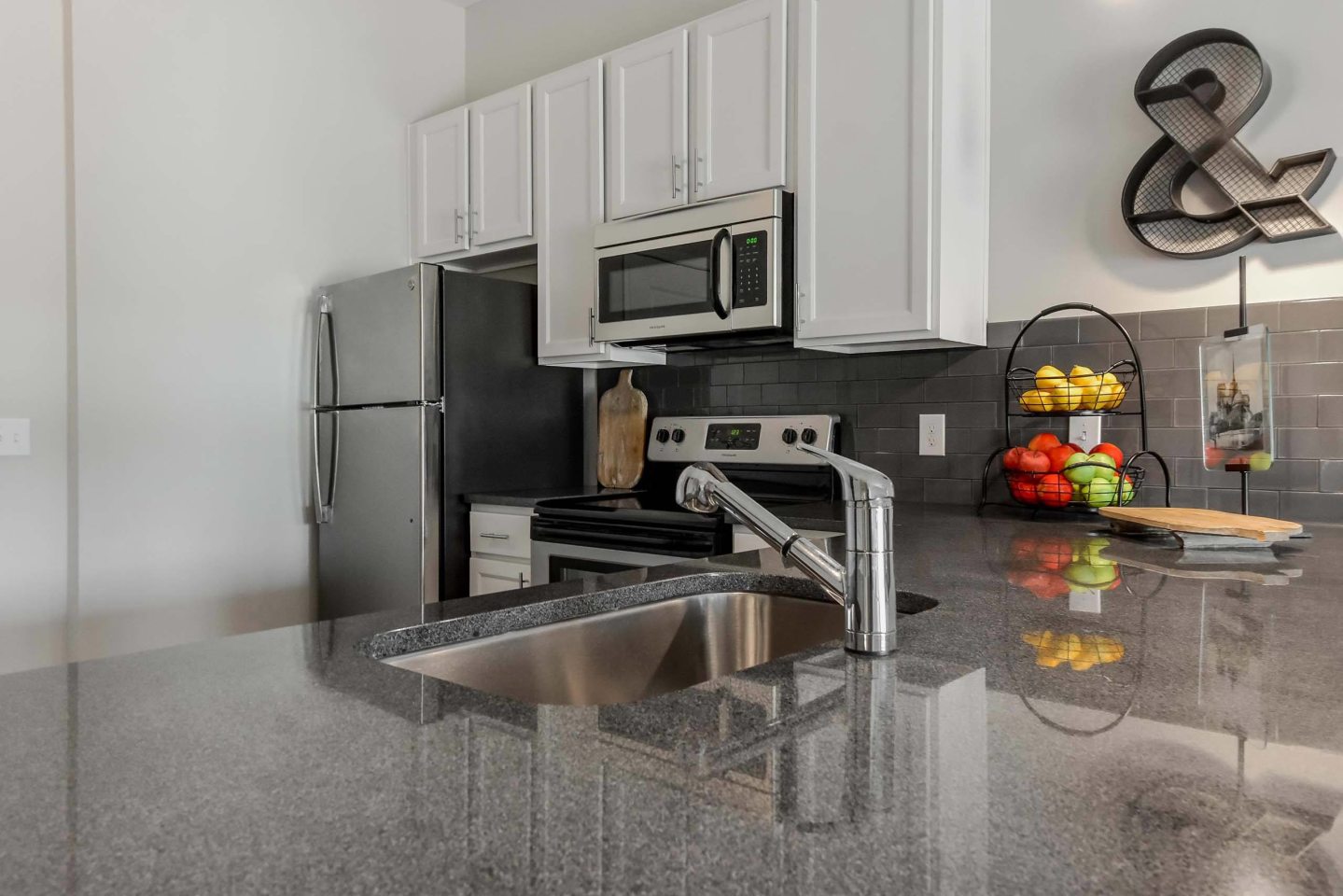 Mirada Apartments Image 3