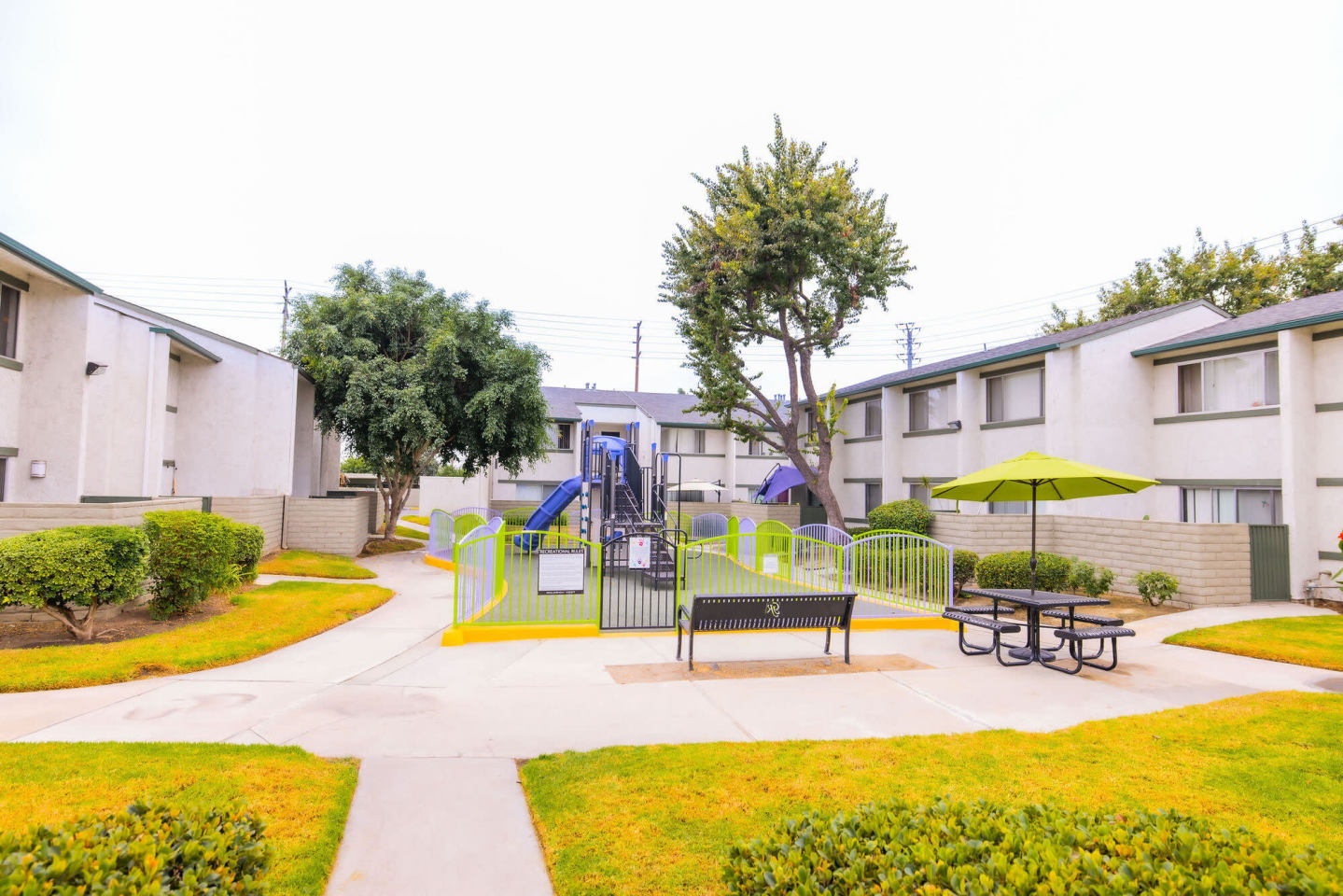 Placita Park Apartments Image 1
