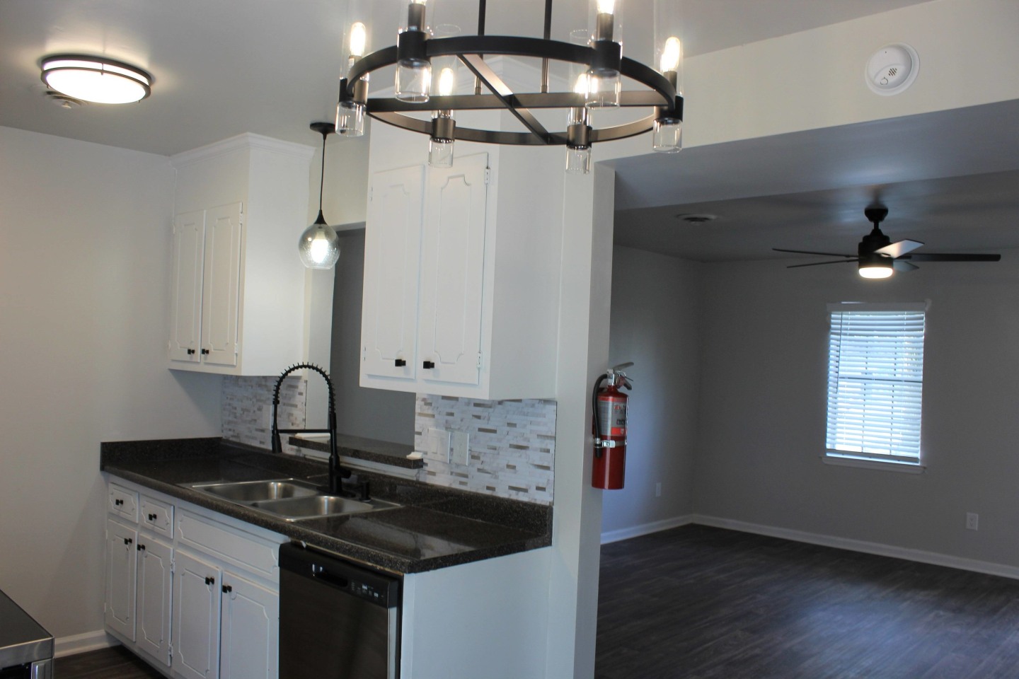 Canterbury Townhomes Image 15