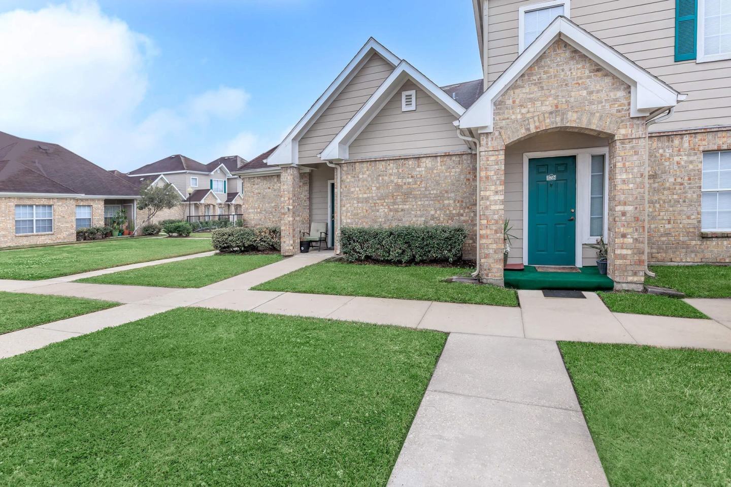 Town Park Townhomes Image 13