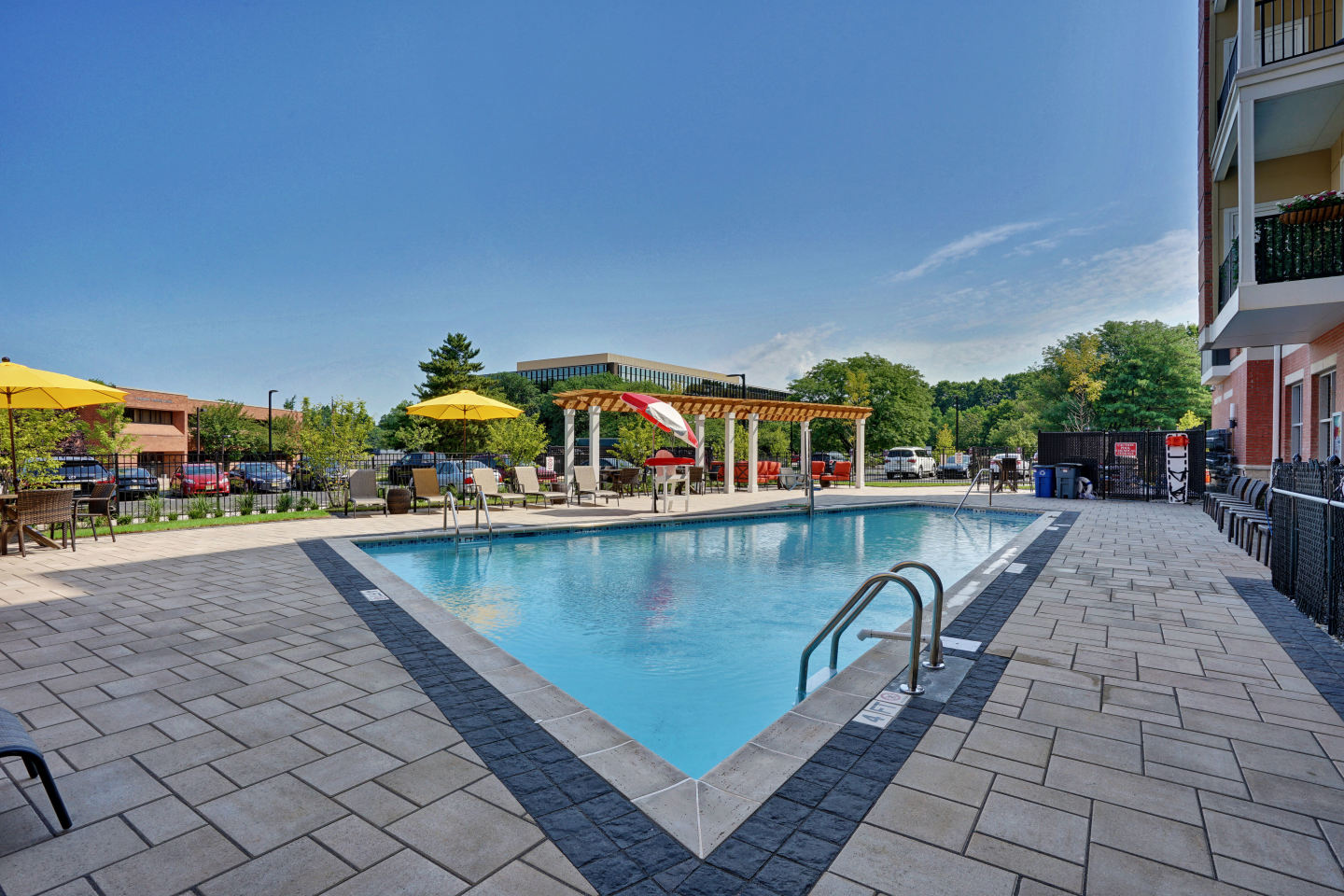 The Grande at Metropark Image 28