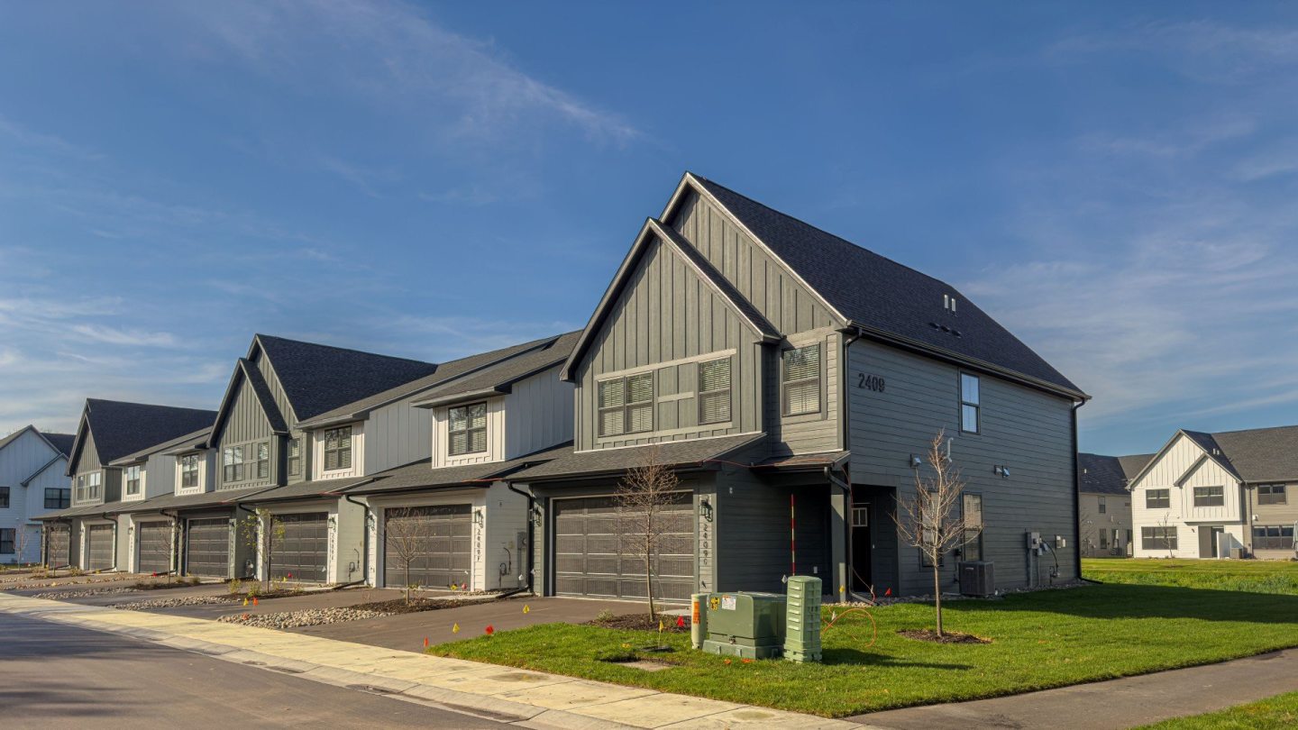 Foxtail Hollow Townhomes Image 2