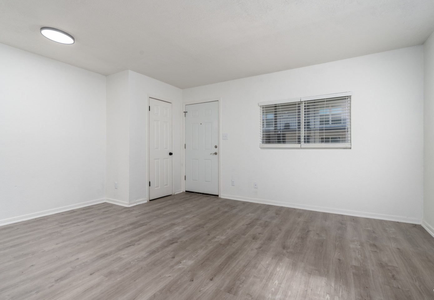 Tuscany Square Apartments Image 3