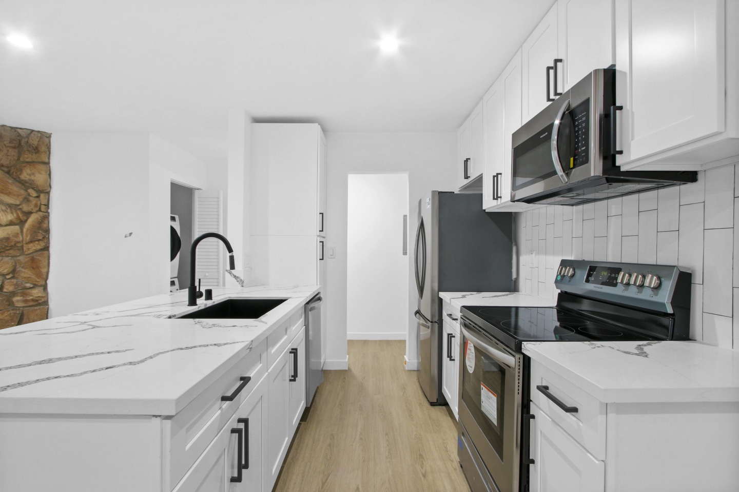 12707 Mitchell Ave. Image 11