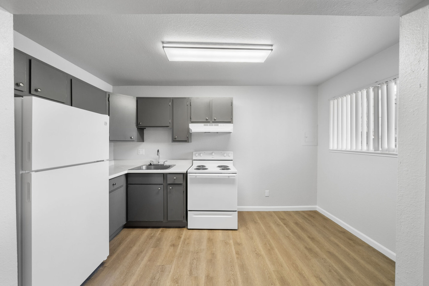Home Suites Image 6