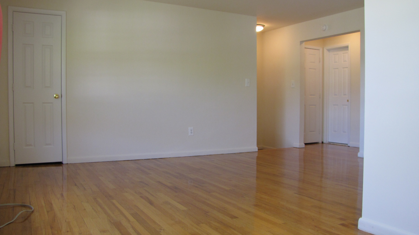 Pompton Hills Image 3