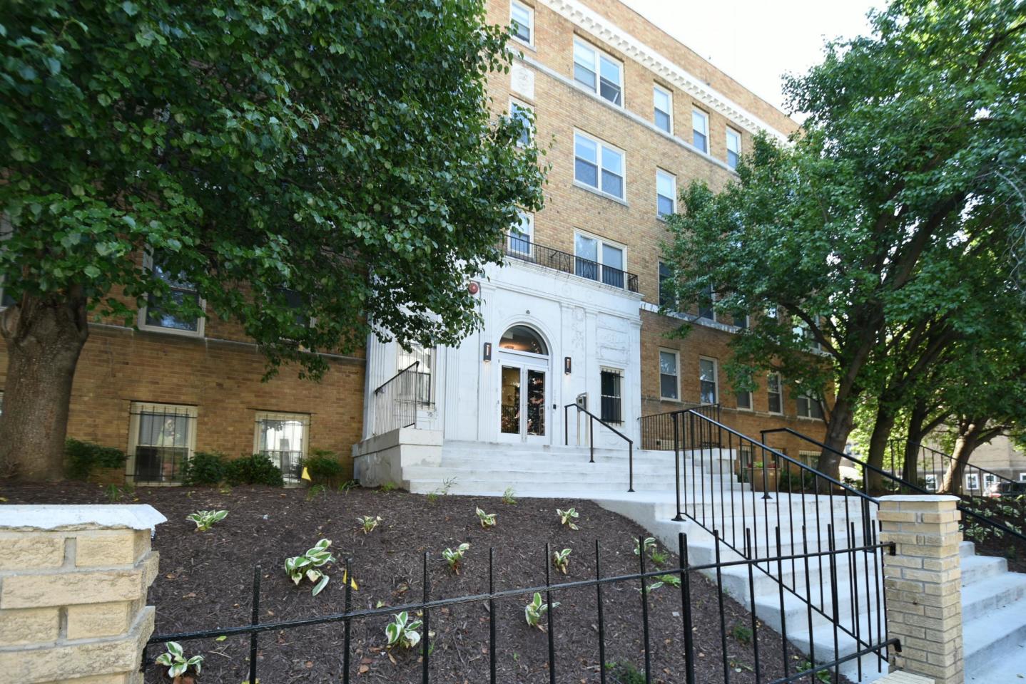 Monroe Tower Image 25