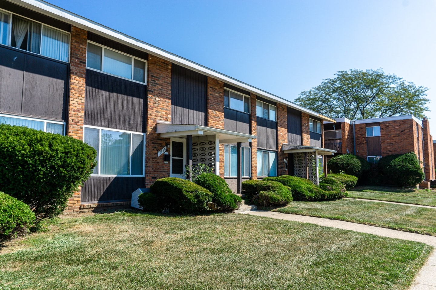Carriage House Apartments Image 6