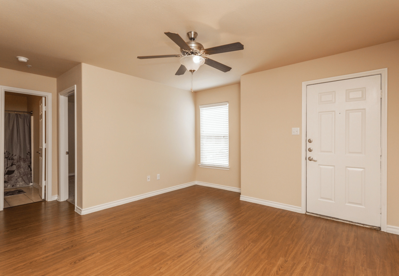 Cimarron Court Image 7