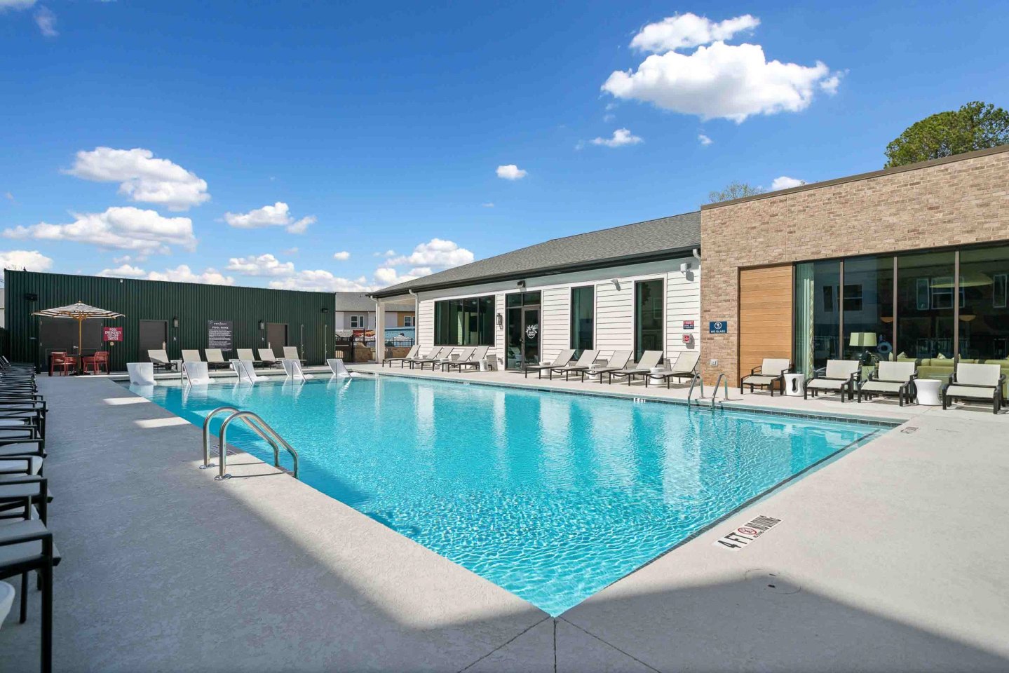 The Refinery at Sugar Hill Apartments and Townhomes. Image 23