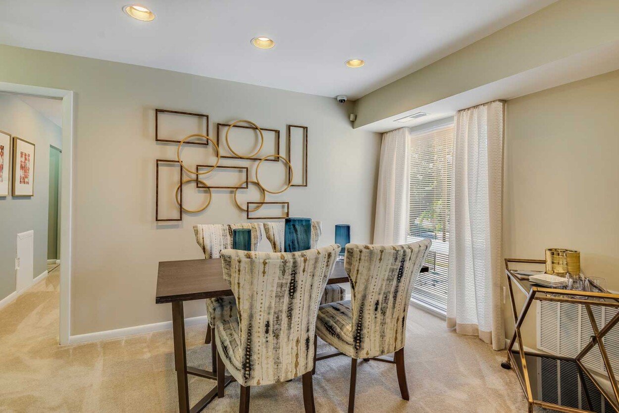 Lerner Surrey Square Apartments Image 7