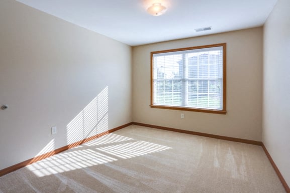 Deer Lakes Apartments Image 14