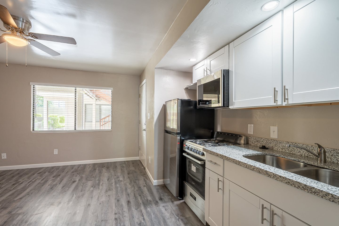 University Lofts - Student Housing Image 21
