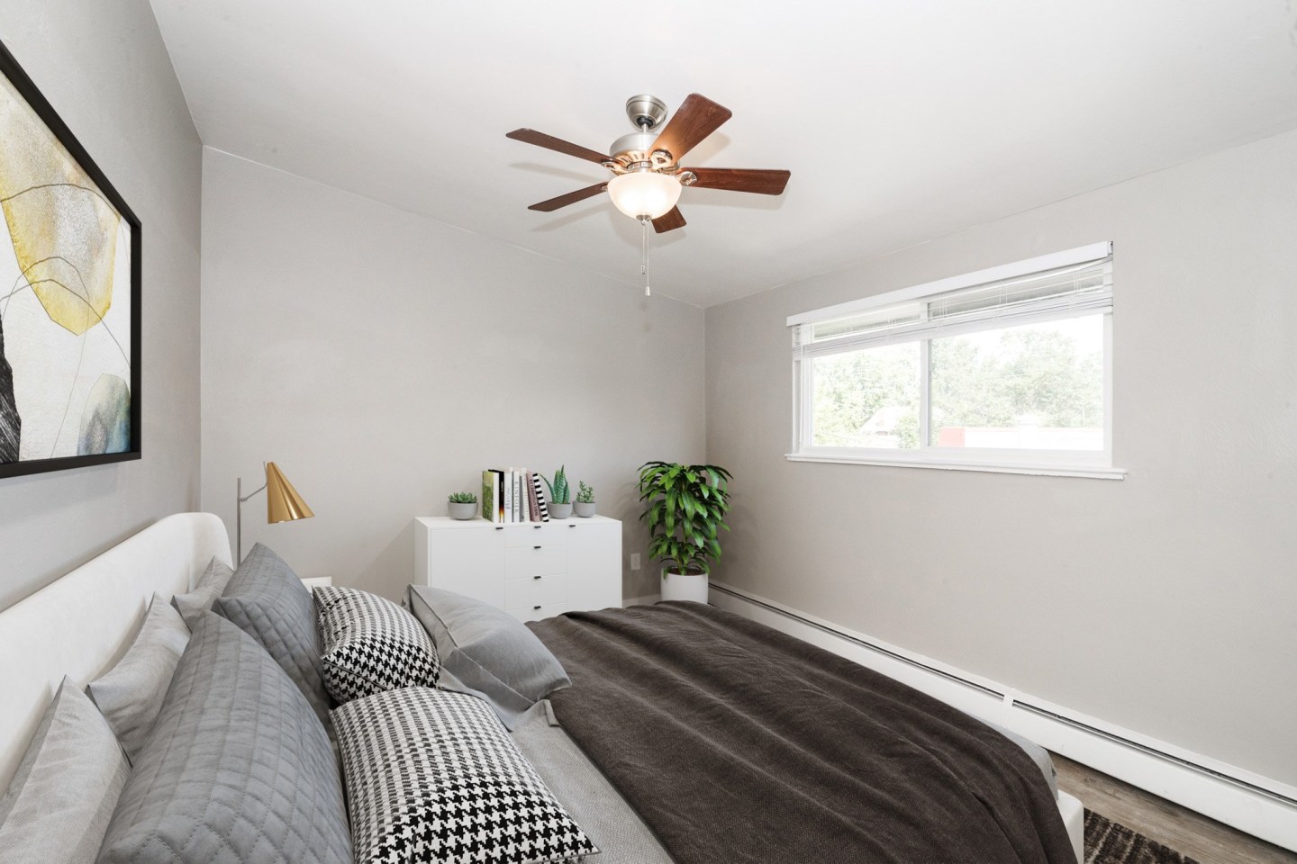 Clay Street Apartments Image 3