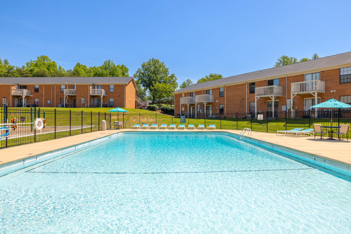 Lindsey Manor Apartments Image 43