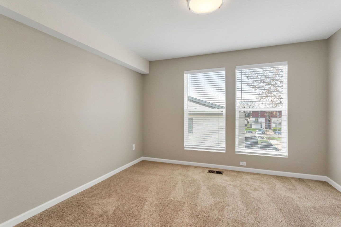Briar Grove Townhomes Image 203