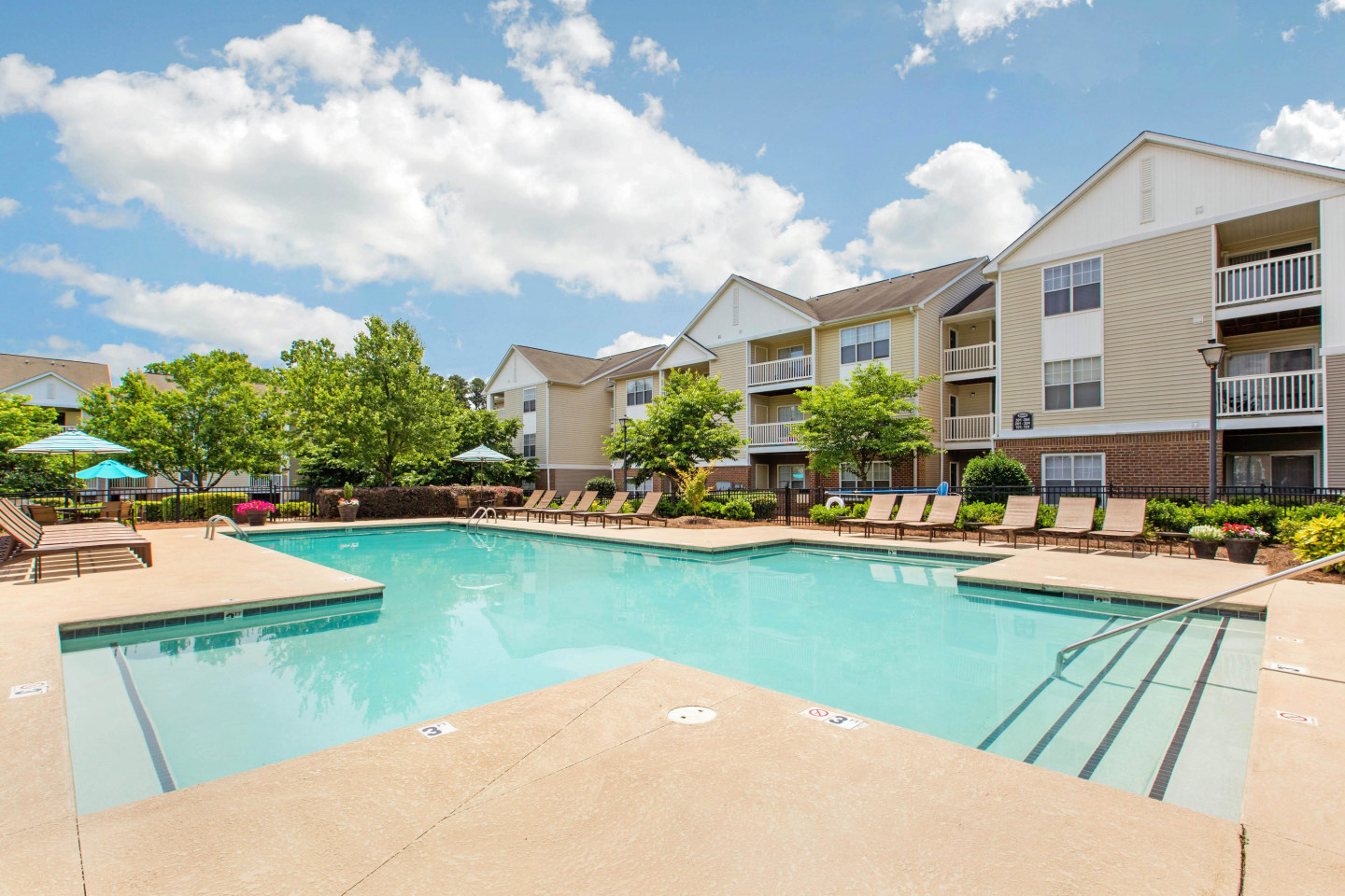 Affordable Housing - The Grayson Apartment Homes Image 1