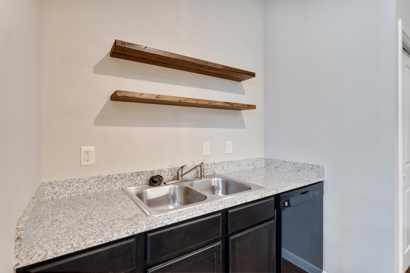 Rolling Hills Townhomes Image 13