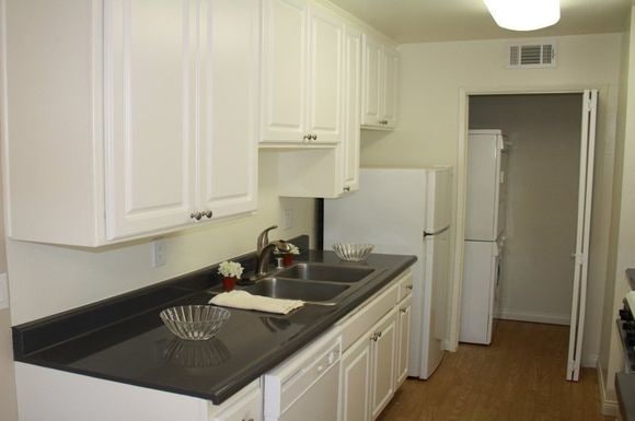 Sage Creek Image 12