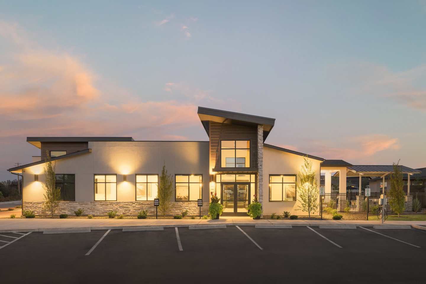 Modern Craftsman at Ten Mile Image 3