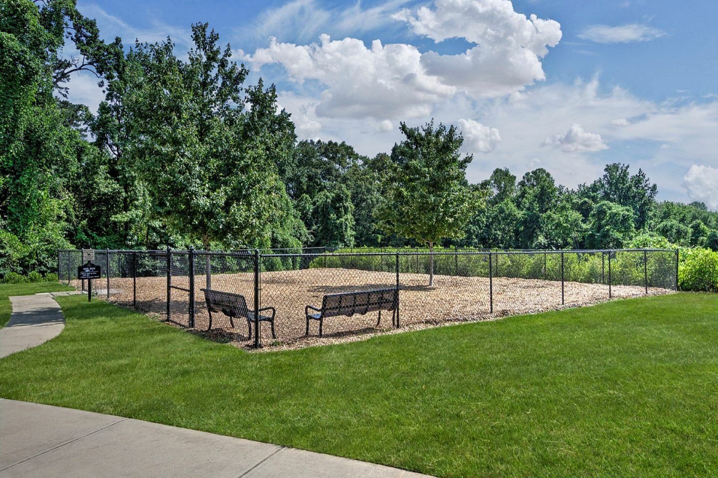 Abberly Woods Apartment Homes Image 7