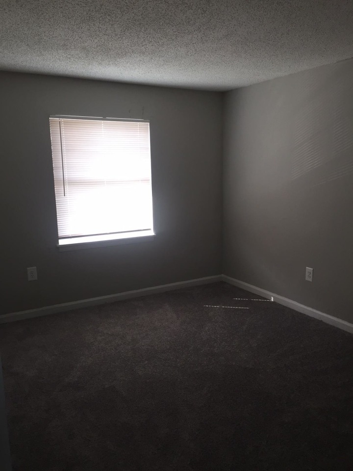 Lanier Terrace Apartments Image 3