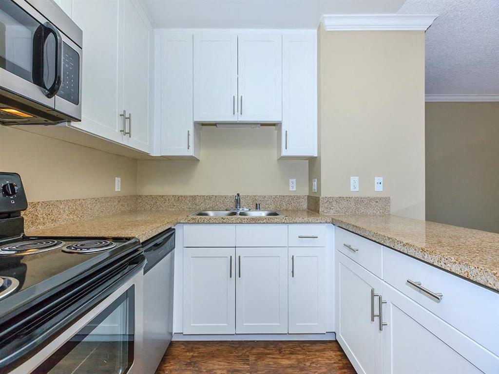 Bluffs at Carlsbad Apartments Image 34