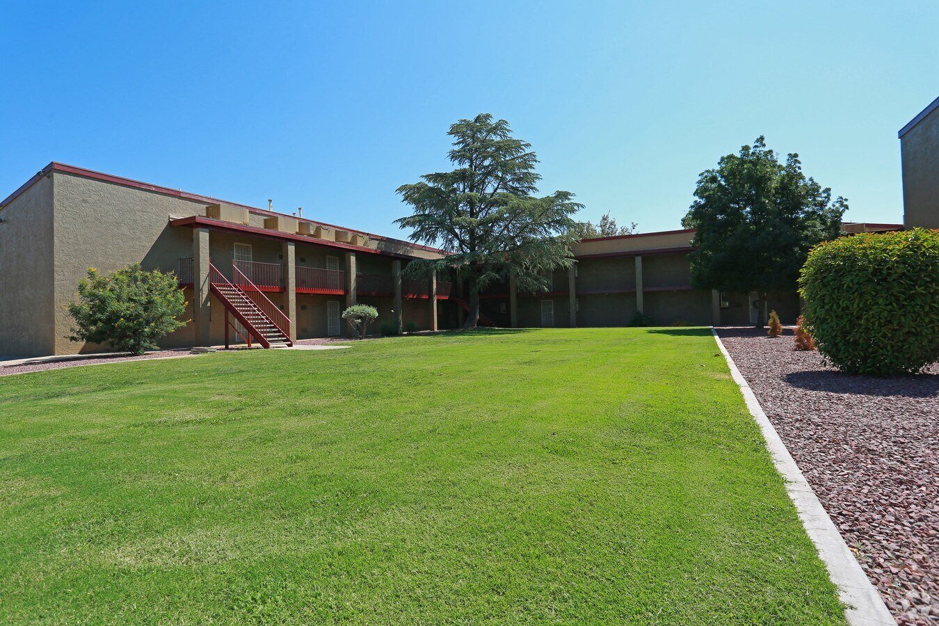 Vista Village Image 7