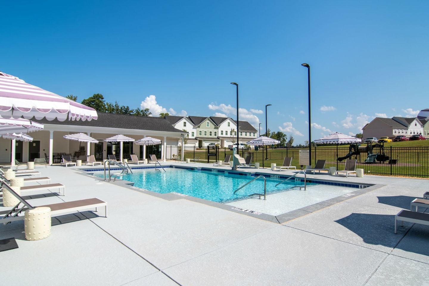 Summerwell Parkway Village Image 27