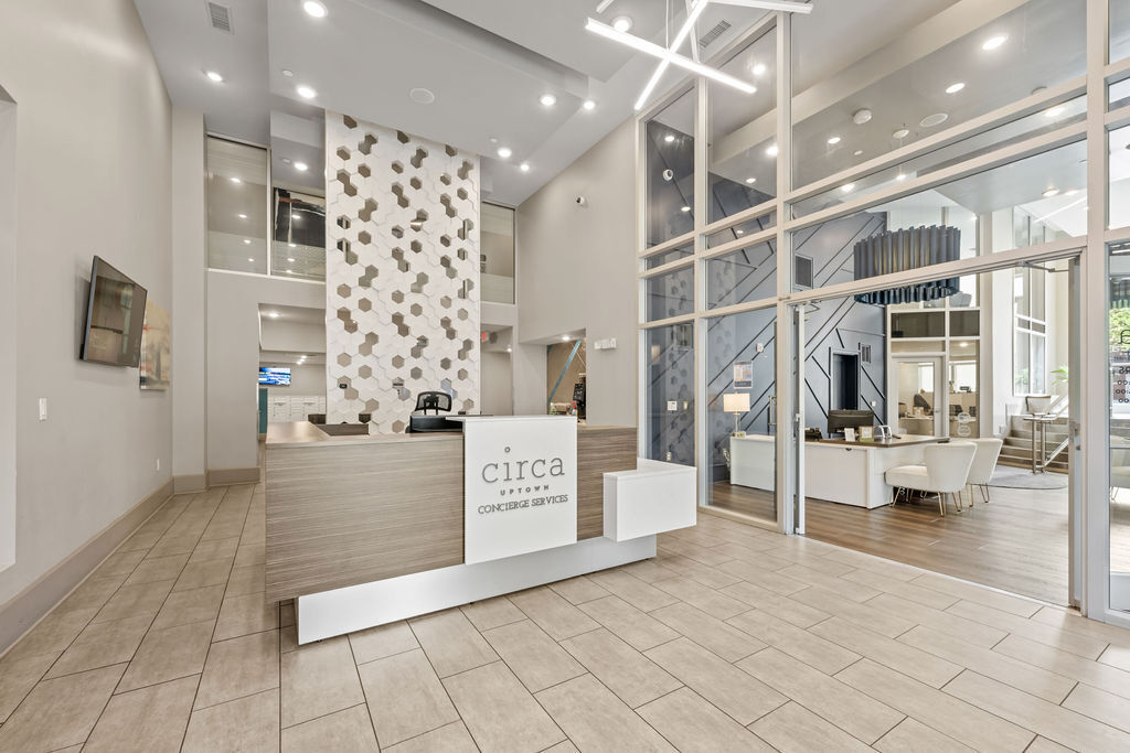 Circa Uptown Image 20
