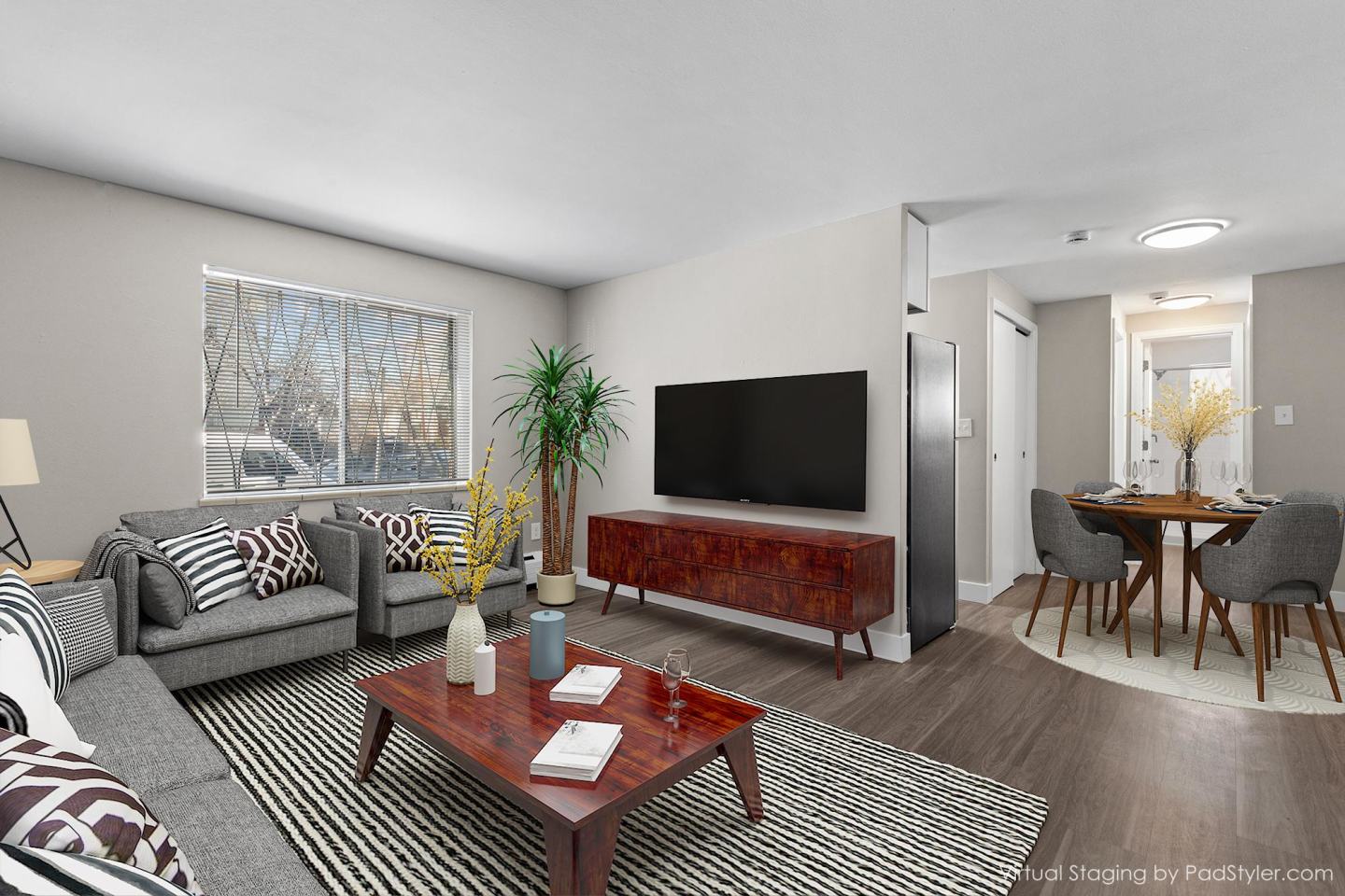 Camelot Apartments Image 5