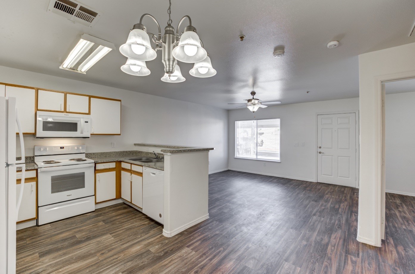 Whispering Palms - Senior and Affordable Housing Image 19