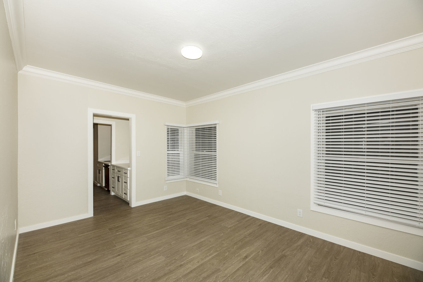 1624 Sacramento Street Image 17