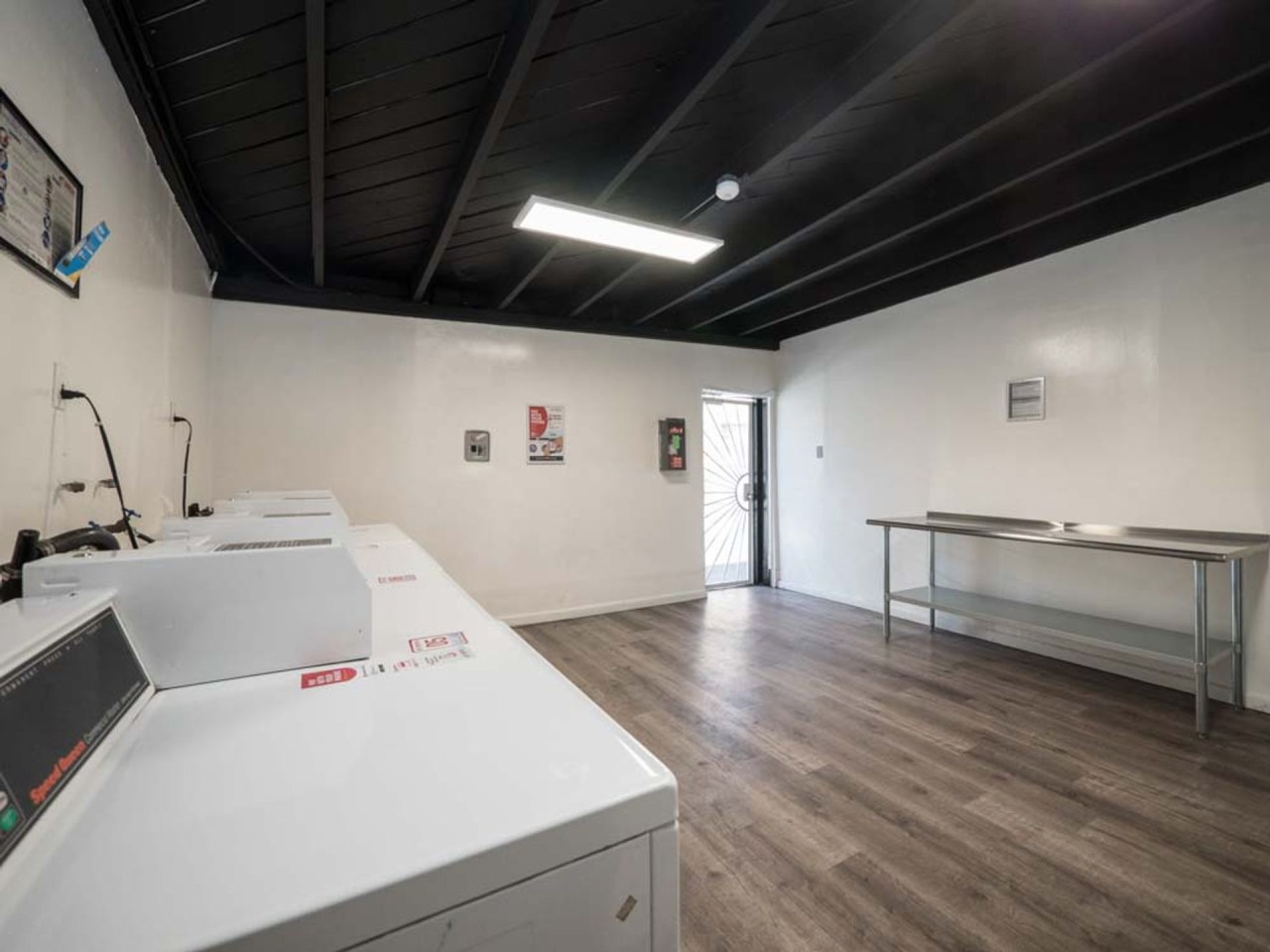 1136-1160 N. El Centro Ave. Image 13