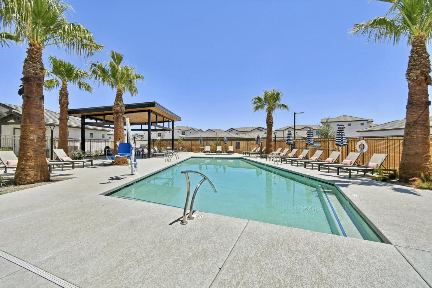 Pique Residences Image 24