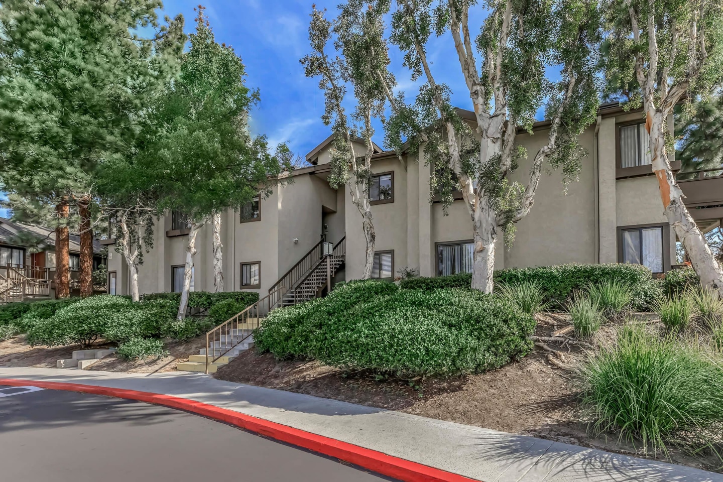 Spring Lakes Apartment Homes Image 4