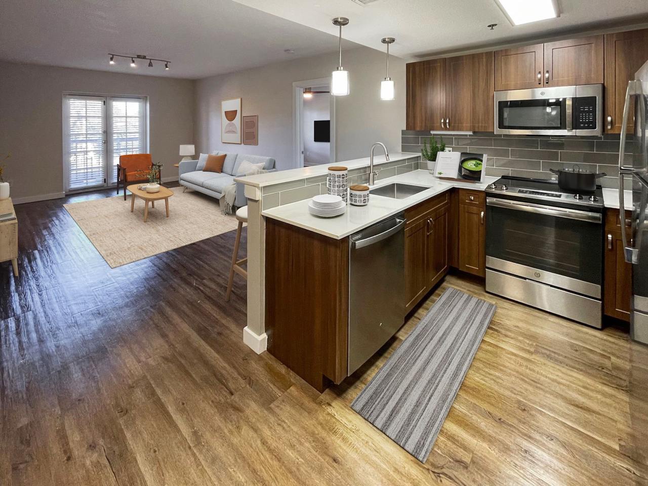 Mizner Park Apartments Image 3