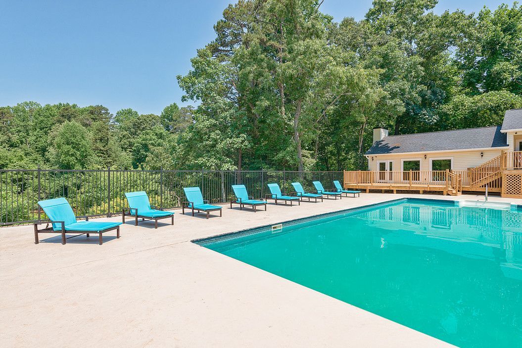 Edgewater on Lanier Image 25